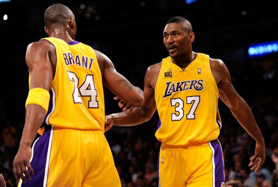 Metta World Peace Doesn&#39;t Mind When Kobe Calls Him &quot;Ron&quot;