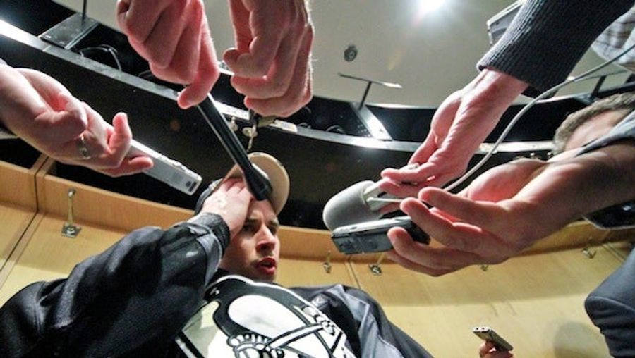 Sidney Crosby&#39;s Brain Still Hurts