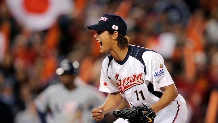 The Rangers Tossed Yu Darvish The Most Money, Dmitri Young Is Still Skinny, And More Hot Stove News