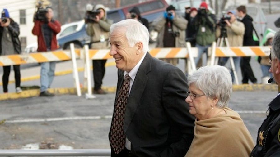 Detective Who Investigated Jerry Sandusky In 1998 Says "There Was Enough Evidence" To Press Charges