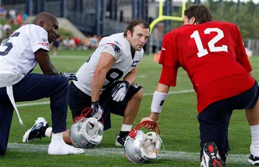 You Sure This Is Gonna Work, Tom?: Your NFL Late Games Open Thread
