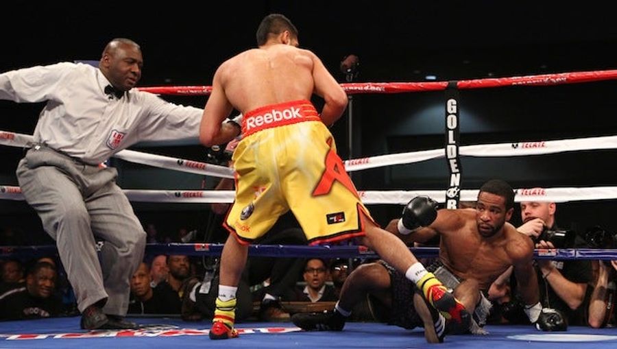 How To Get Robbed In D.C.: Amir Khan Vs. Lamont Peterson