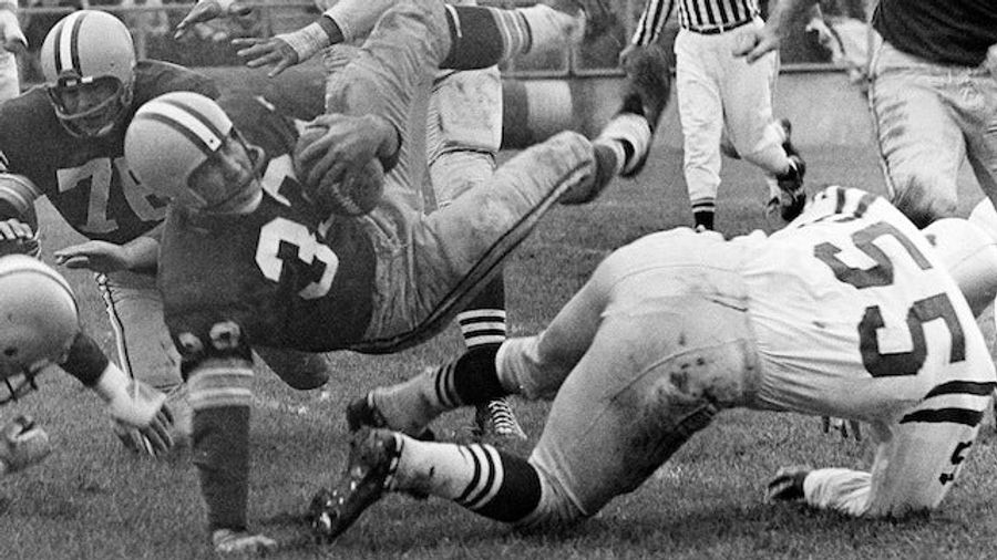Study Of Dead Football Player's Brain Is Even More Depressing Than Usual