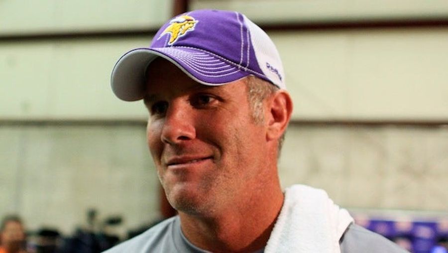 ESPN Manufactures Favre Story Out Of Favre Dismissing ESPN's Manufactured Favre Story