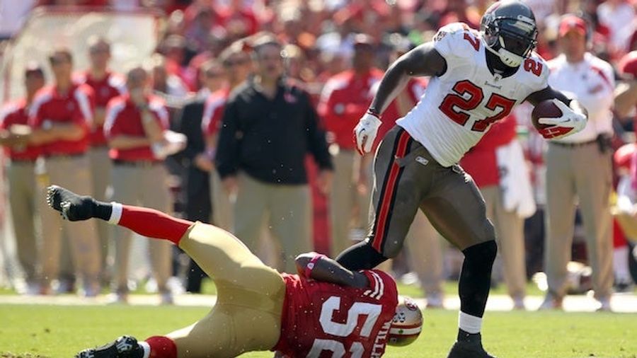 Beating Victim Identified LeGarrette Blount As &quot;The Leader&quot; In September Attack, But Didn&#39;t Press Charges