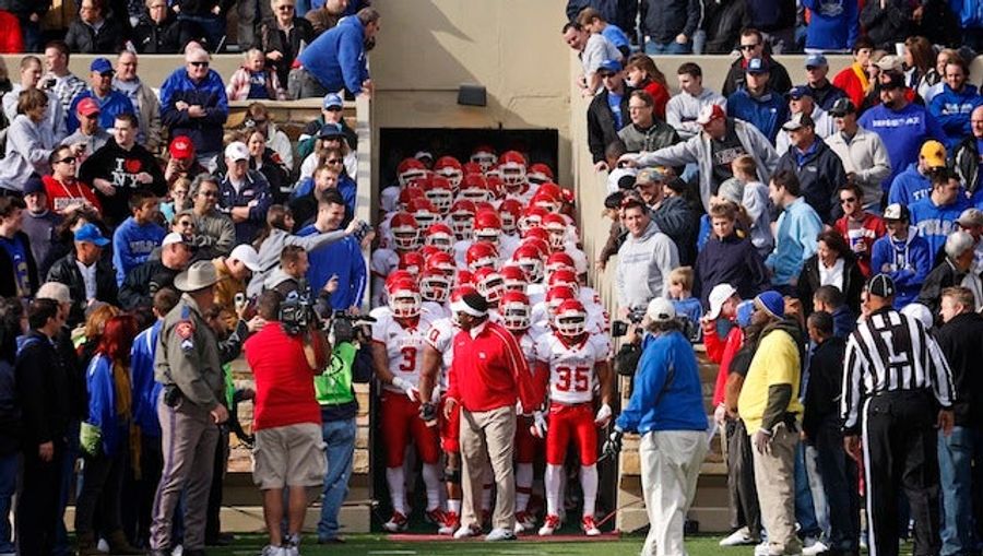 Deadspin's College Football Top 25 Or So: Grantland, Rick Reilly Shill For Losers