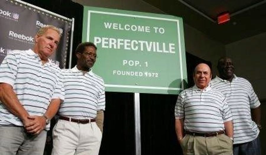 The Packers Are 9-0, And The 1972 Dolphins Are Already Insufferable About It