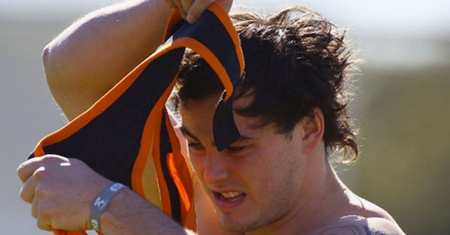 New Zealand Rugby Player Goes On Naked, Drunken Rampage