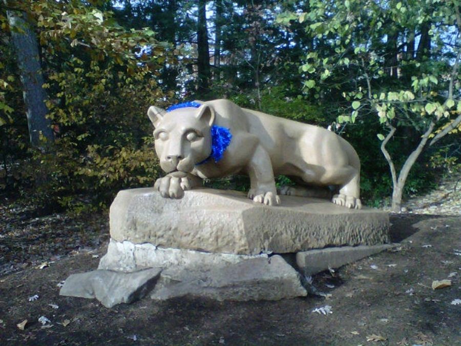 Penn State Students Get It Right With The "Blue Out"