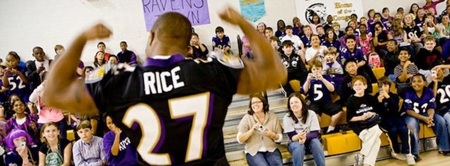 Some Jackass Scammed At Least 25 Schools Out Of Thousands Of Dollars With The Promise Of NFL Players