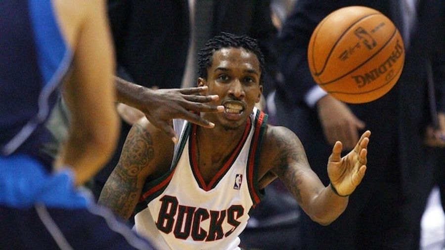 Brandon Jennings Needs A Refresher In Oblate Spheroids And Lockout Logic