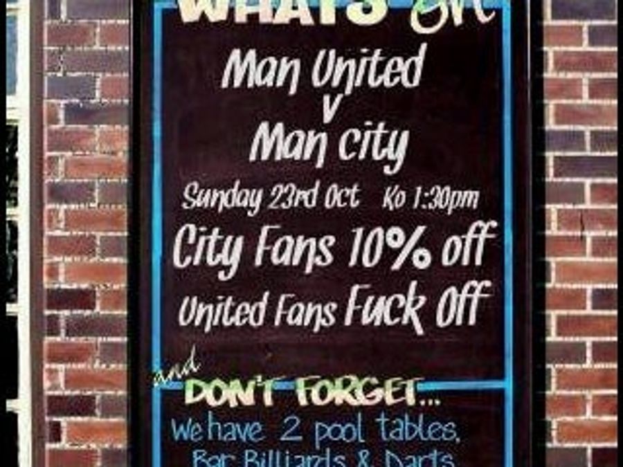 "City Fans, 10% Off; United Fans, Fuck Off."