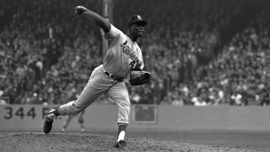 If Tom Verducci Thinks Justin Verlander Pitched Like Bob Gibson, Tom Verducci Has No Idea Who Bob Gibson Is
