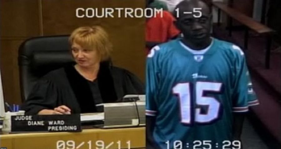 Man Arrested For Stealing Dolphins Jerseys Shows Up To Court In A Dolphins Jersey