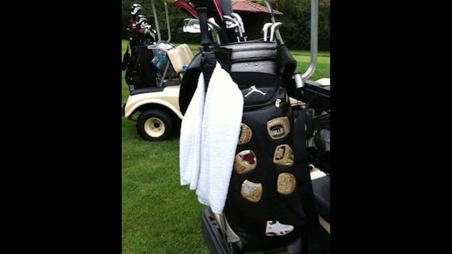 Michael Jordan's Golf Bag Would Like To Inform You That Michael Jordan Has Six Rings