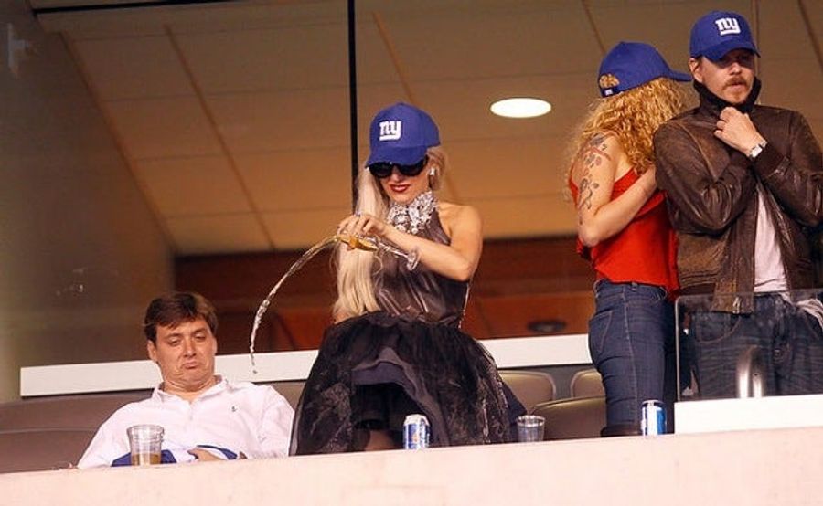 Lady Gaga Poured Champagne Into A Disabled Section At The Giants Game Last Night