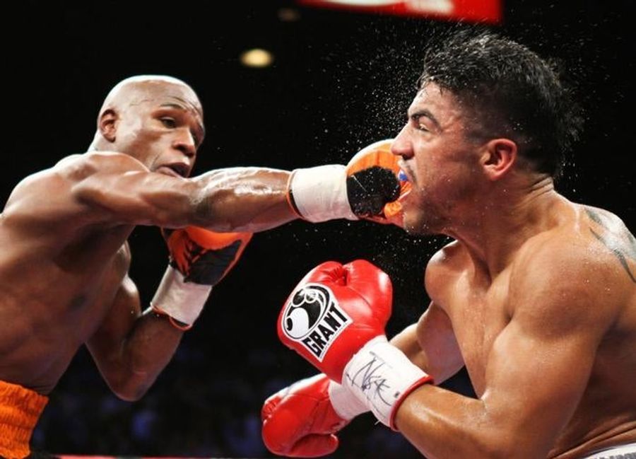 The Referee Tries To Explain What Happened In Mayweather-Ortiz