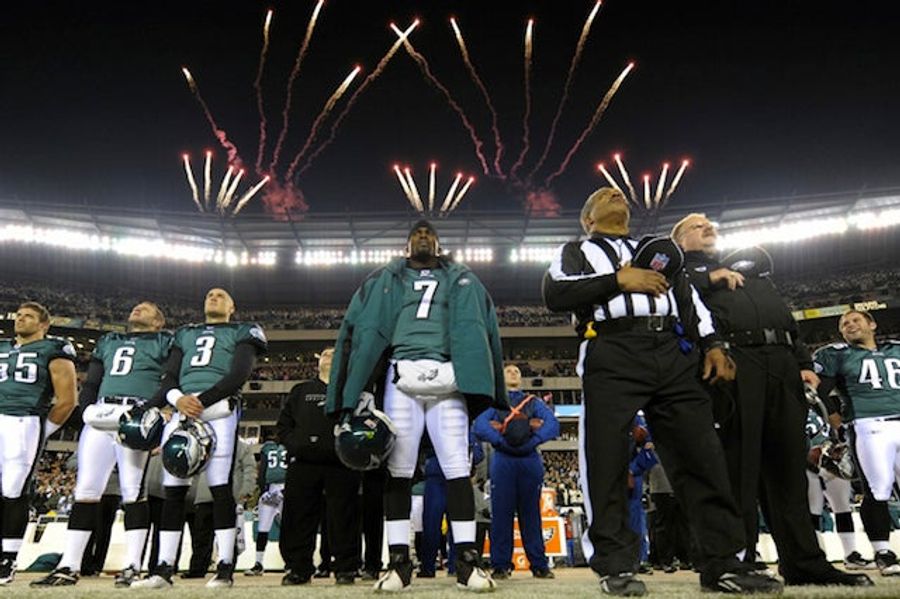 Your Sunday Night Football Open Thread