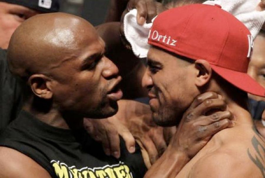 It's Floyd Mayweather Vs. Victor Ortiz Fight Night In Las Vegas