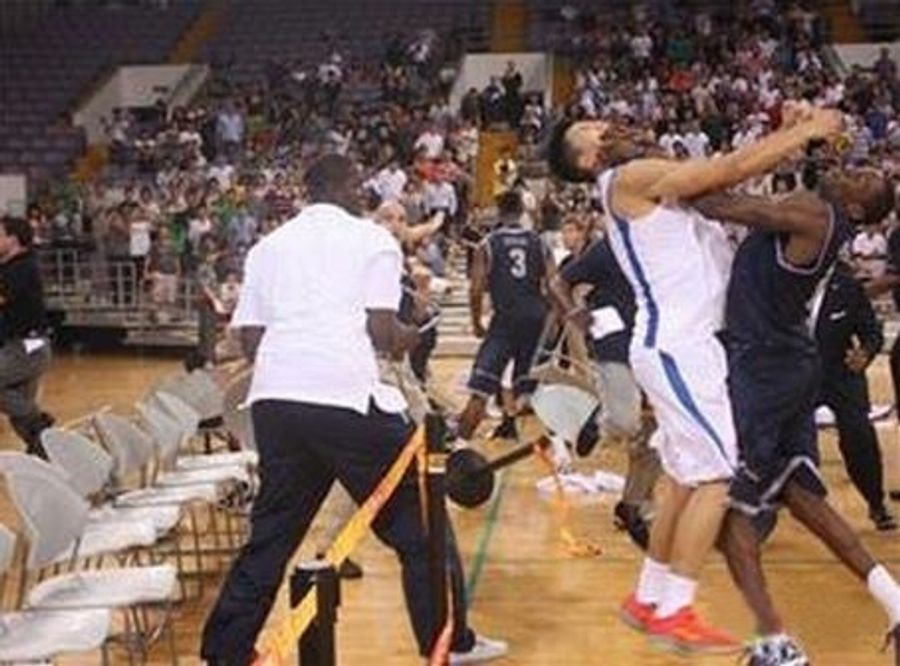 Georgetown Brawls With Chinese Team