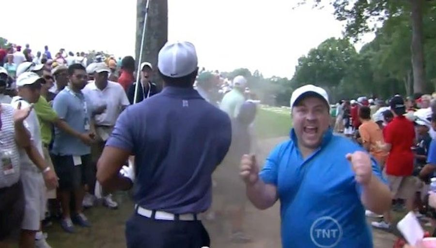 Photoshop Contest: That Tiger Woods Photobomb Guy