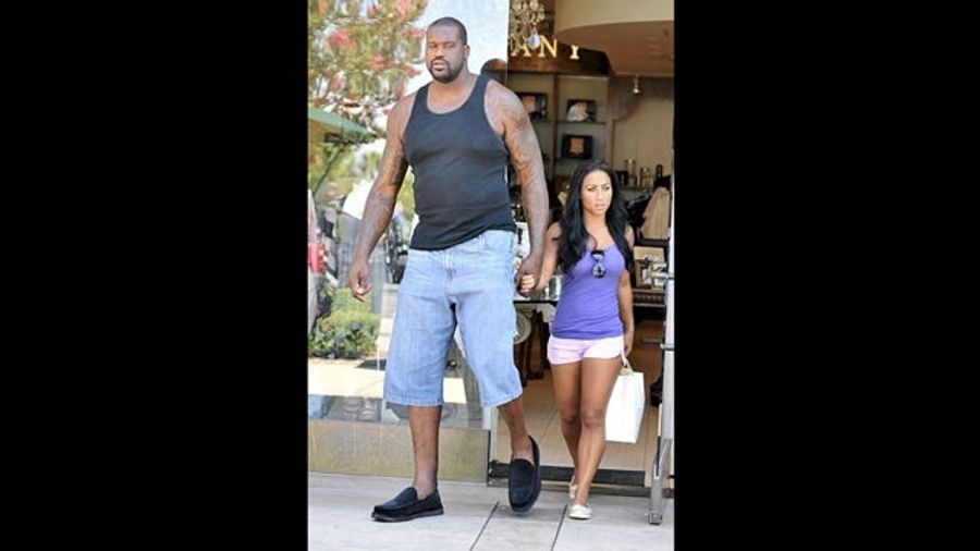 Shaq's New Girlfriend Is Admirably Comically Sized (UPDATE: This Is How They Kiss)