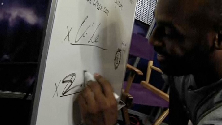 Chris Kluwe Conditionally Surrenders No. 5 To New Vikings QB Donovan McNabb
