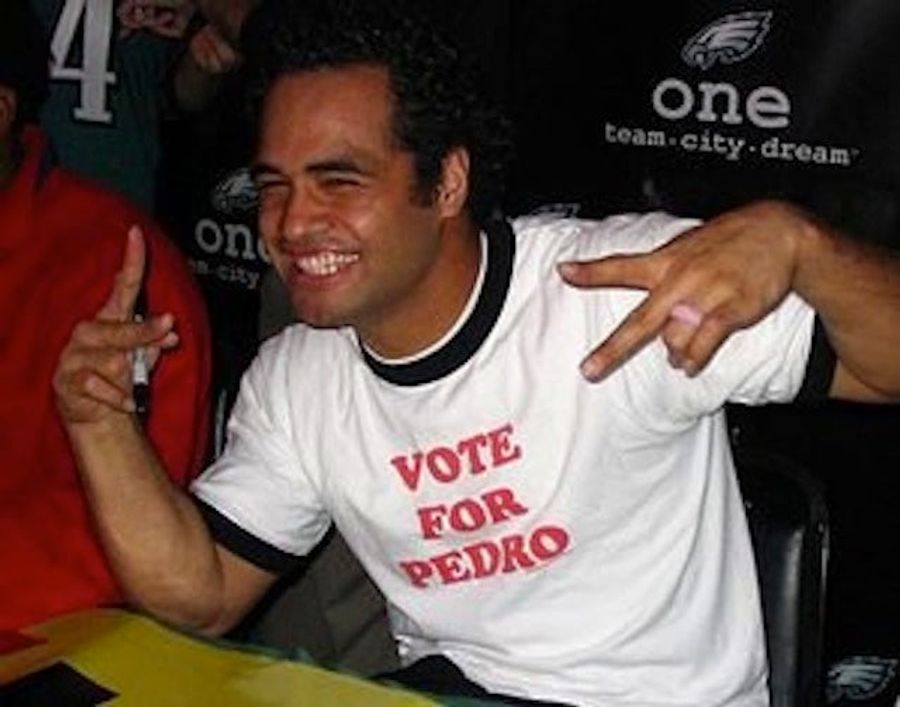 Reno Mahe, Who Once Returned Kicks, Now Allegedly Takes Gasoline