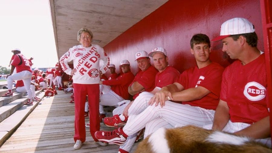 Stories That Don't Suck: SportsFeat's Guide To Schmuck Owners