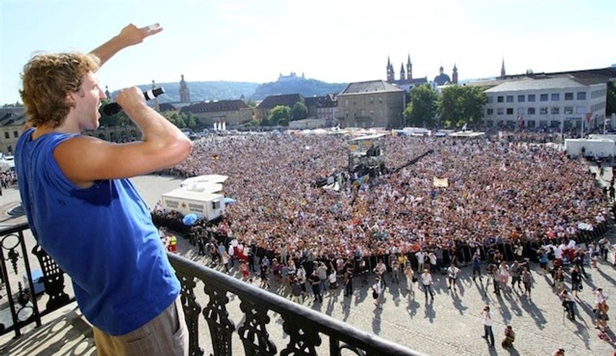 Dirk Nowitzki Is Big In Germany