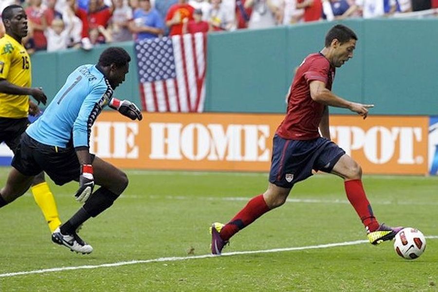 Clint Dempsey Is Casual And Cold-Blooded