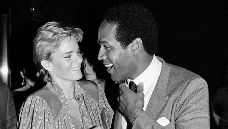 <em>Hollywood Reporter</em> Refutes <em>Daily Mail</em> Story About O.J. Confessing To Oprah That Cited <em>National Enquirer</em> Story That Doesn't Exist