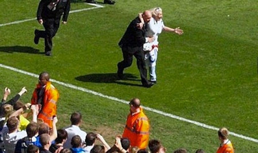 Great-Grandmother Banned For Invading Leeds&#39; Soccer Field Just Wanted To Tell Lads She Loved &#39;Em