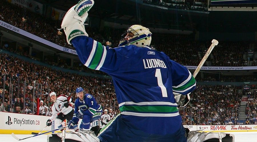 Roberto Luongo And The Last Stand Of the Superstar Goalie