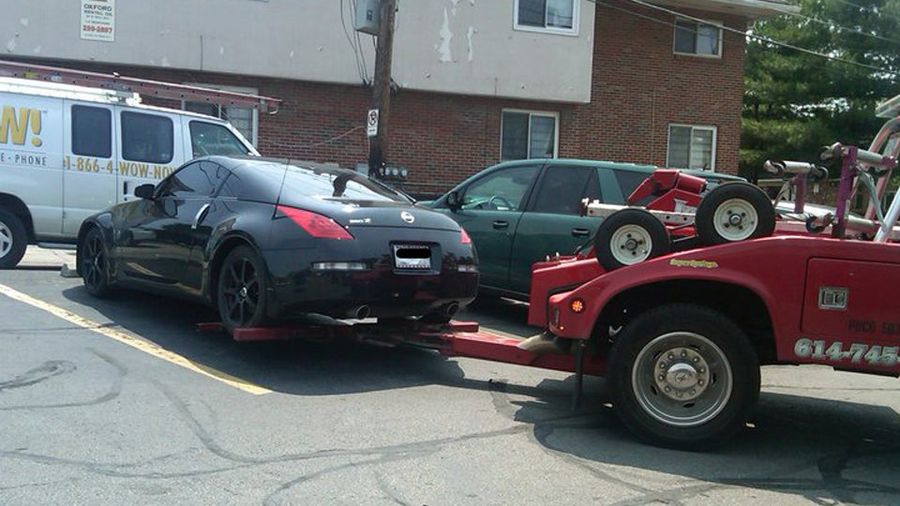 This Is Terrelle Pryor's Sweet Ride Getting Towed From A Donut Shop