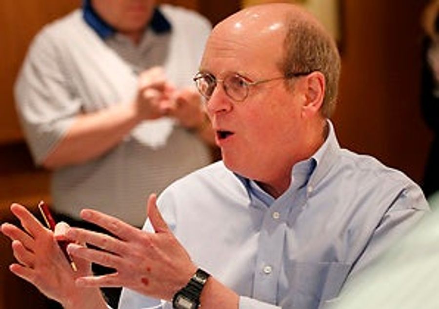 BCS-Made Millionaire Defends The BCS, Doesn&#39;t Think Players Should Be Paid
