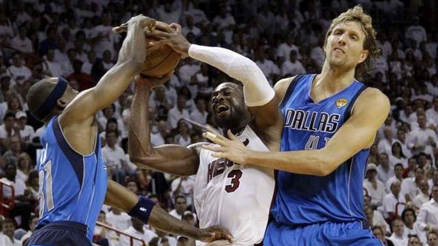The Mavericks' Crack-Up Has Started Ahead Of Schedule