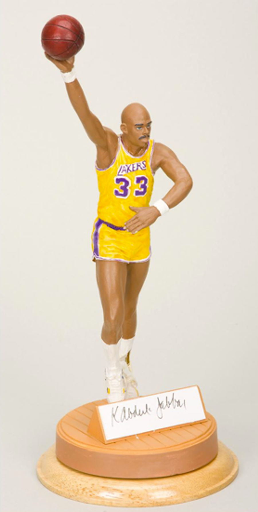 Kareem Abdul-Jabbar Wants A Statue, Damn It