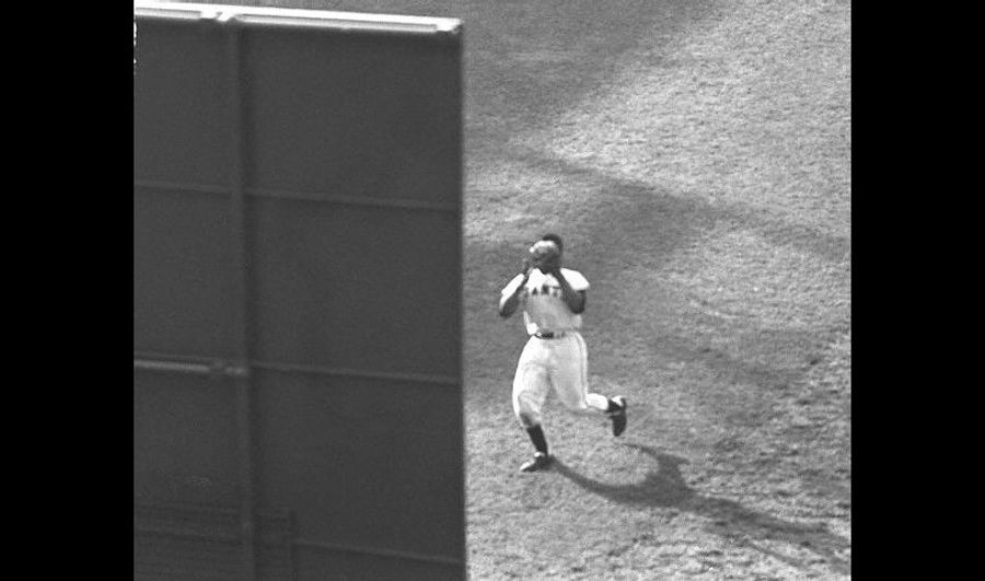To Celebrate Willie Mays&#39;s 80th, Here&#39;s A Rare Photo Of The Catch