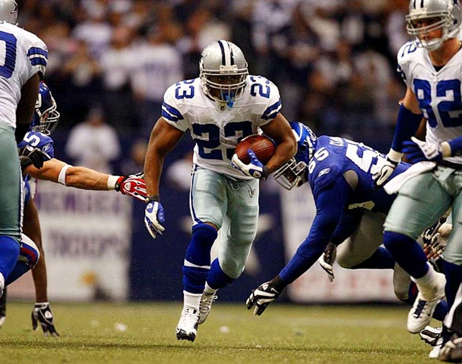 Running Back For Popular NFL Team Apologizes For Bin Laden-Related Tweets