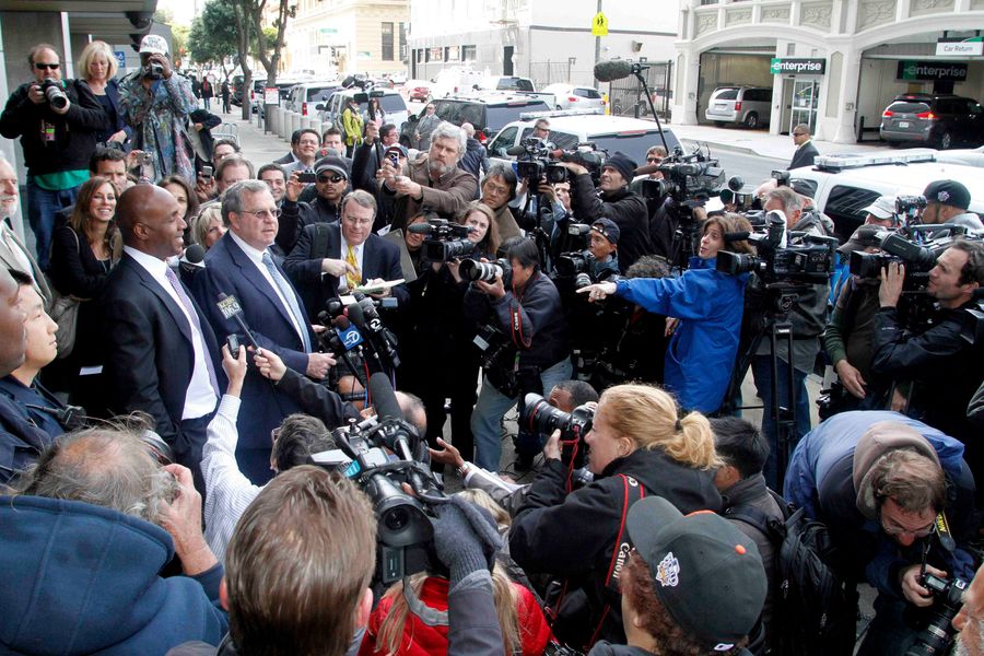 Of Course Somebody In NWA Gear Recorded Barry Bonds's Post-Verdict Press Conference