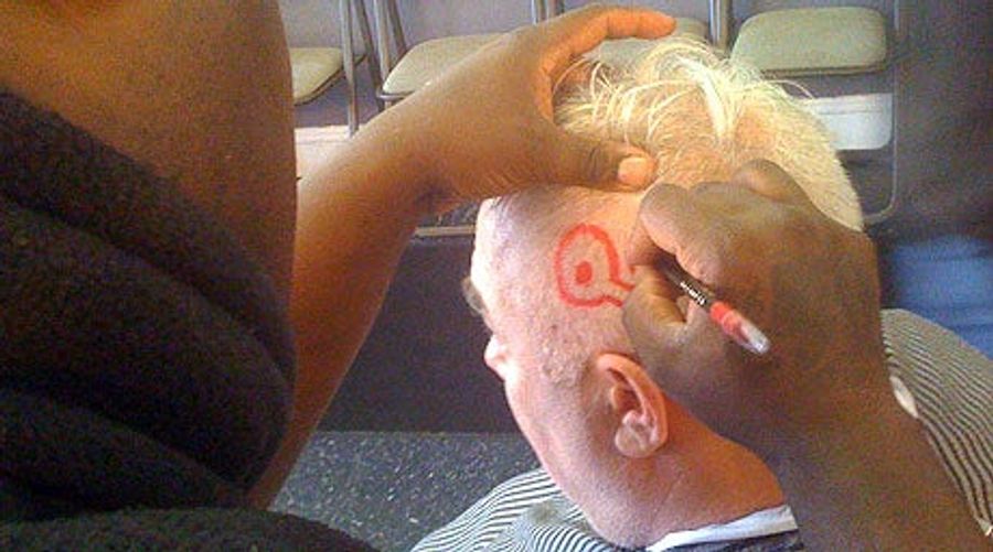 Scott Raab Shaved "QUITNESS" Into His Head For LeBron's Return