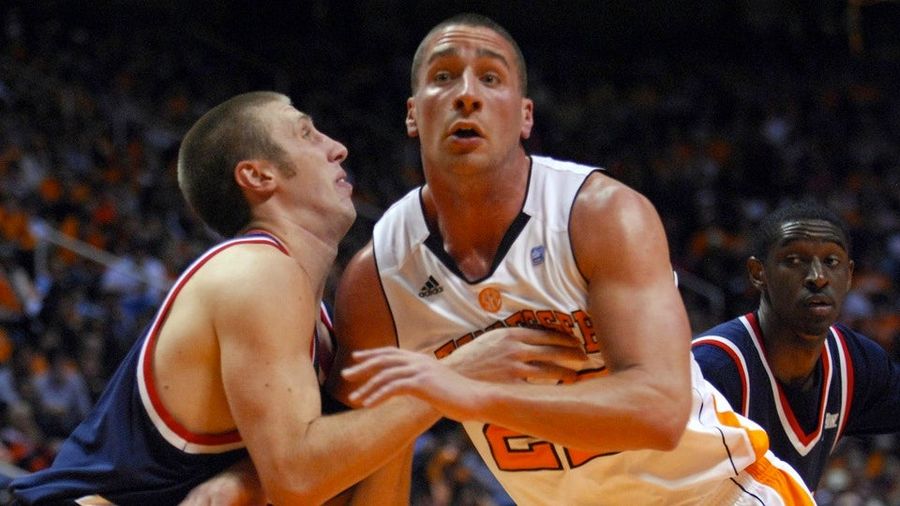 Steven Pearl Laughs On Twitter At Dad's UT Replacement