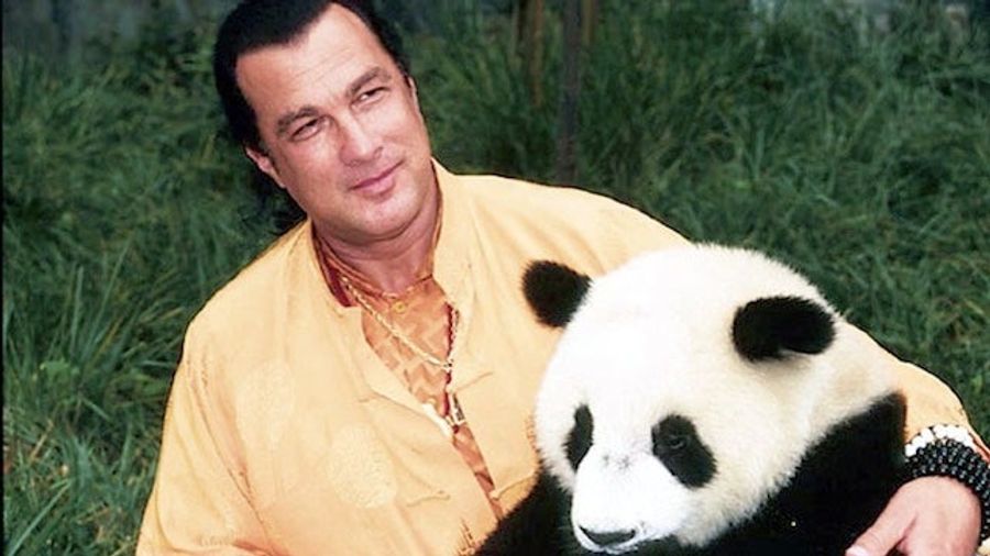 Steven Seagal And Racist Arizona Sheriff Bust Alleged Cockfighting Ring With A Tank