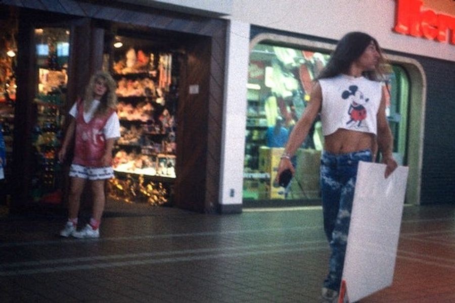 This Is How You Looked In 1990, America