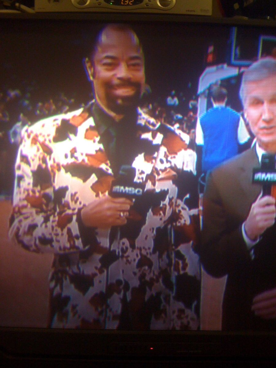 Walt Frazier Is Explaining And Splatter Painting