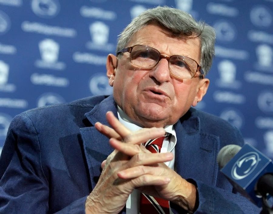 Recruits Are Polite Enough Not To Ask Joe Paterno If He&#39;s Gonna, You Know, Die Soon