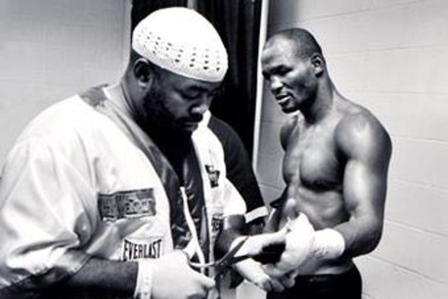 Bernard Hopkins Hopes You'll Watch Him Try To Beat A Kid Up Tonight