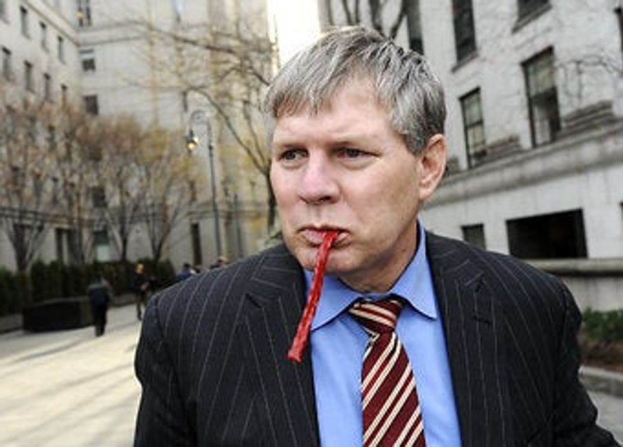 Lenny Dykstra Won't Dispense Stock Tips And Autograph Balls For $35 At A Mall Today After All