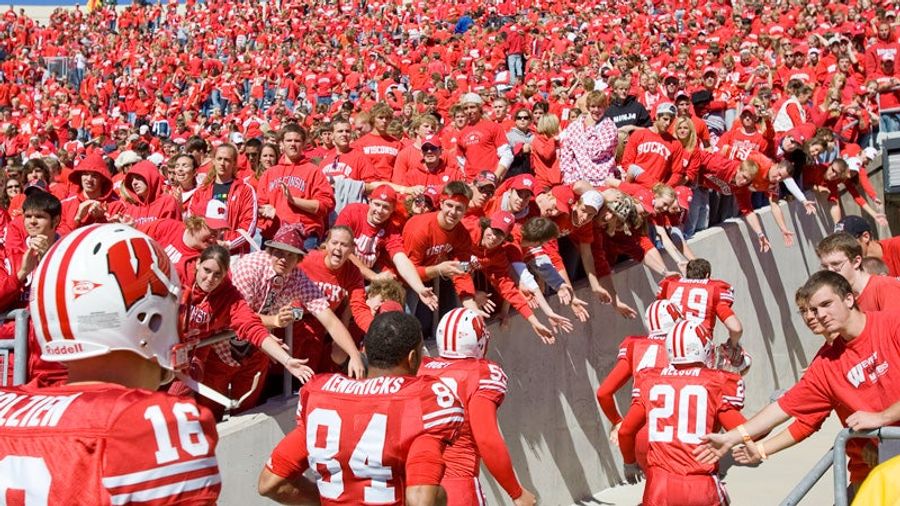 Wisconsin Student Paper Names, Shames Students Re-Selling Rose Bowl Tickets